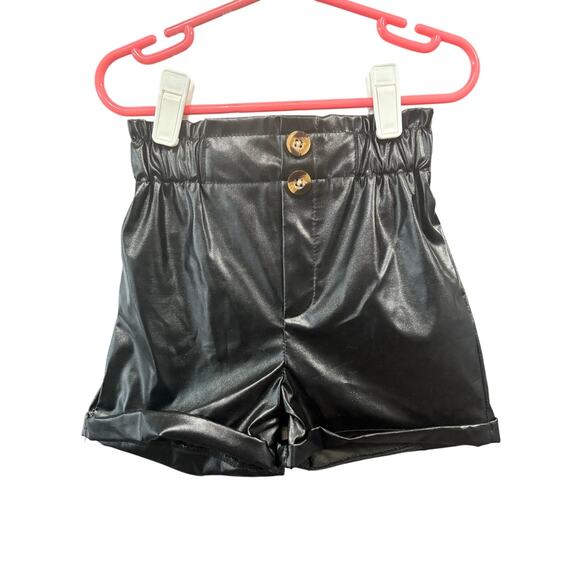 5/$15 Black Pleather Shorts - 5T - Picture 1 of 3